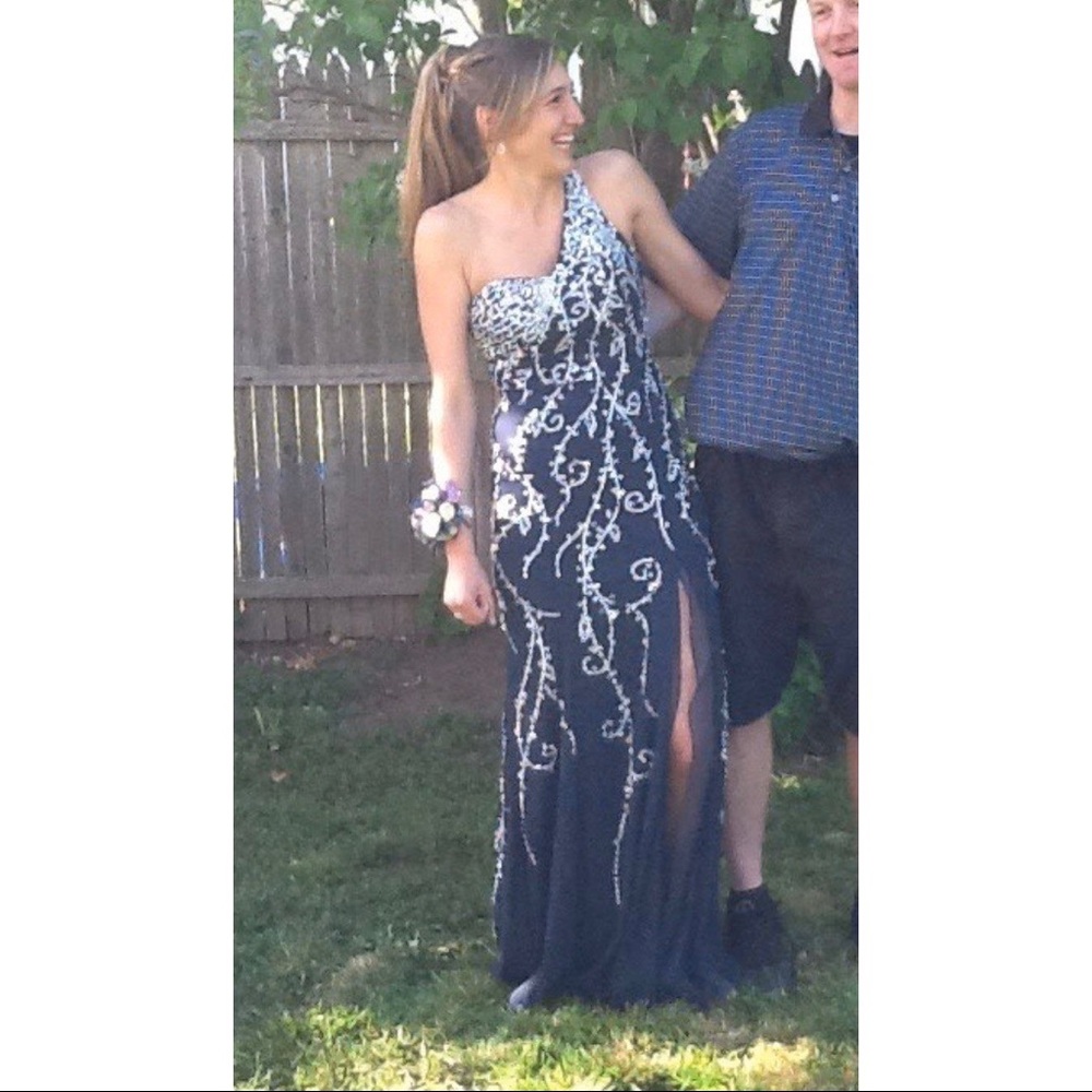 Navy blue prom dress